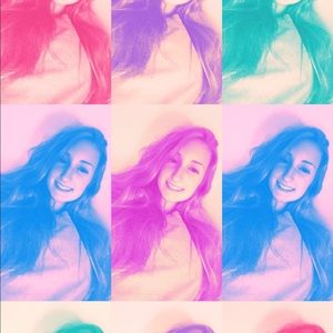 Meet your Posher, Chloe